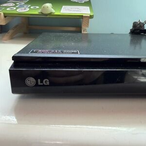 LG Black 3D Blu-ray Disc Player